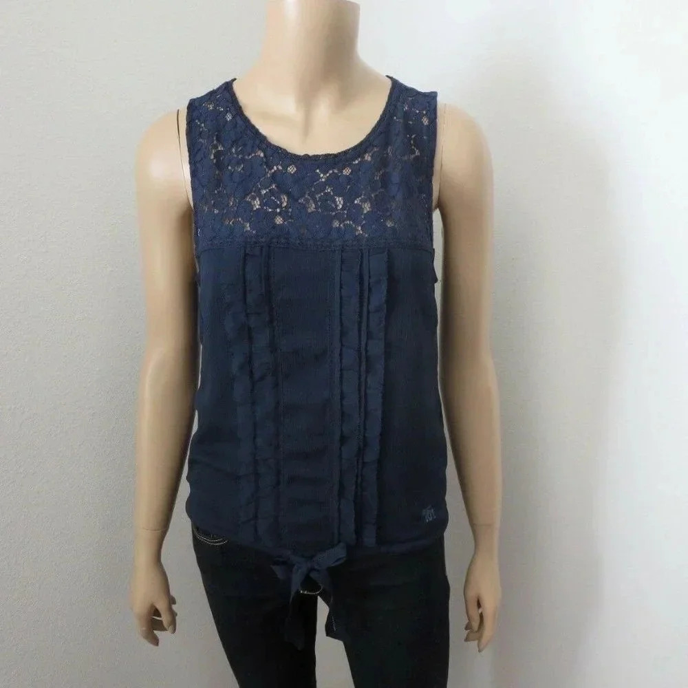 NEW Abercrombie Lace Top Blouse Shirt Size Small